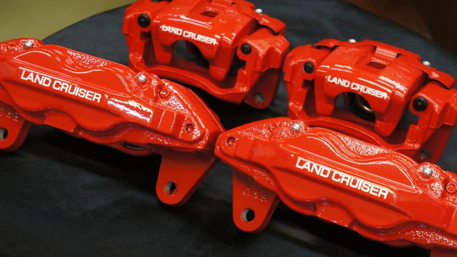 キャリパー塗装施工事例：ランドクルーザー　キャリパー塗装COLOR:#001 Italian losso solid IMG72_2022_WfaKVn_sub1.jpg