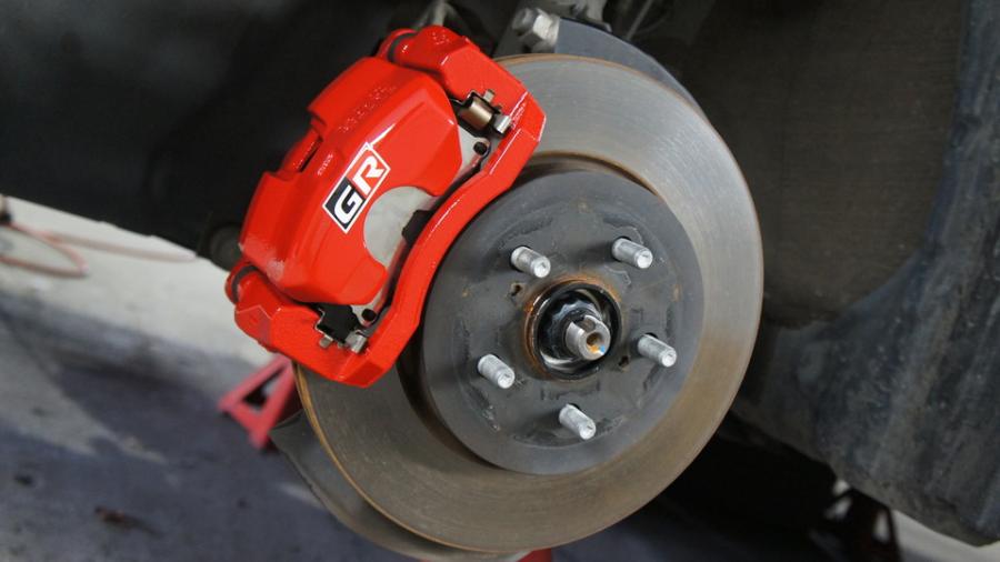 カローラスポーツ　キャリパー塗装COLOR:#001 Italian losso solid