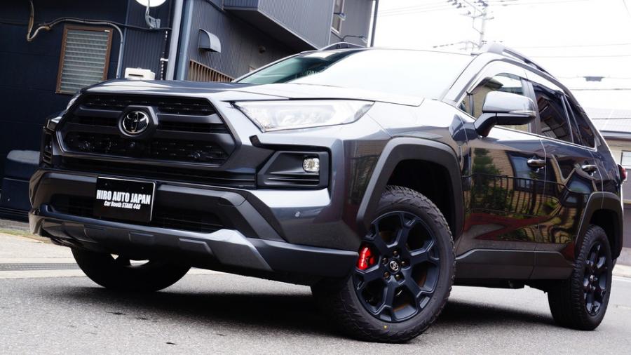 トヨタRAV4　キャリパー塗装COLOR:#001 Italian losso solid