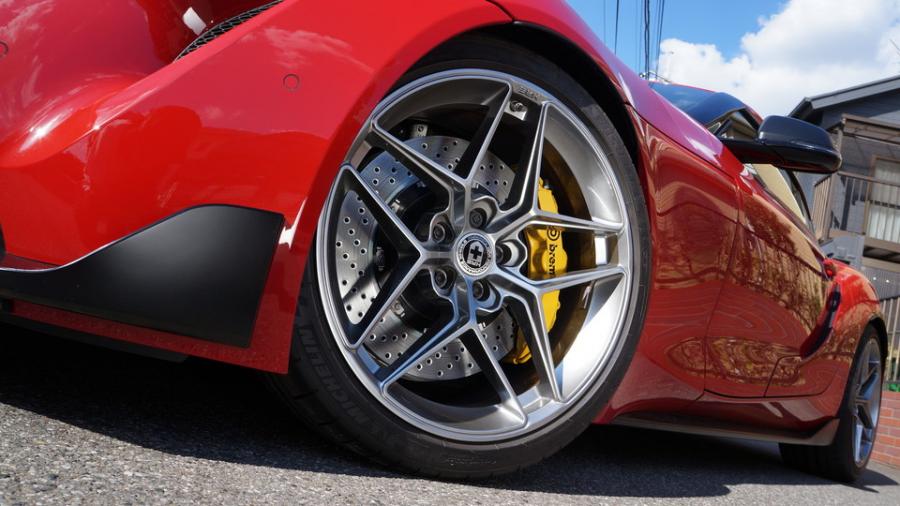 キャリパー塗装施工事例：スープラ　キャリパー塗装COLOR:#002 giallo modena　ブレンボGTキット装着 IMG72_2365_Xy0Zbl_sub7.jpg