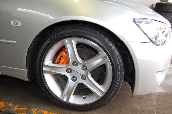 キャリパー塗装施工事例：ALTEZZA IMG72_517_iOZ5e4_sub3.jpg