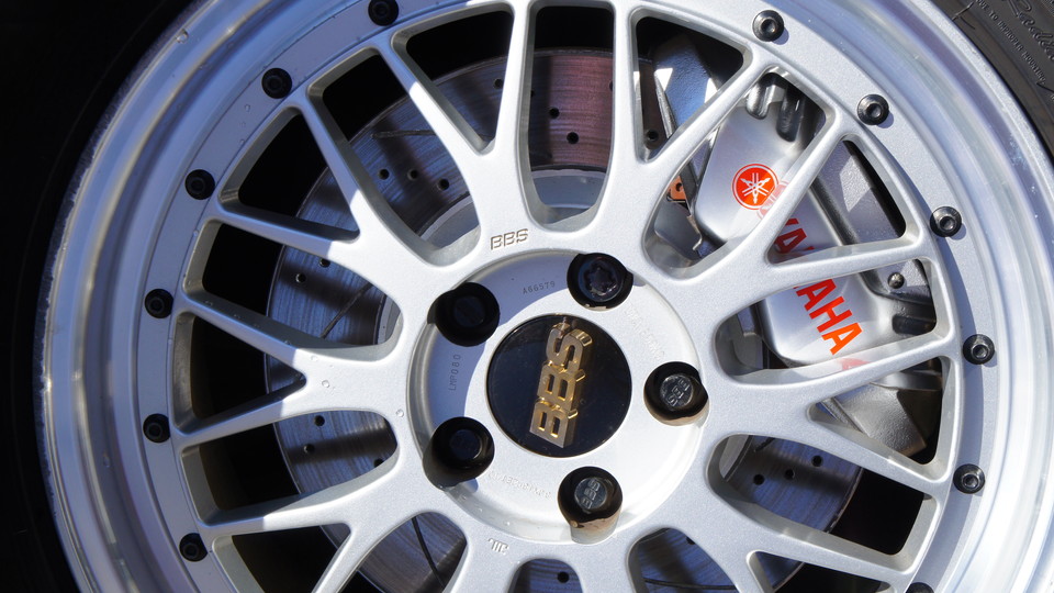 キャリパー塗装施工事例：クラウンアスリート純正キャリパー　塗装色：#052 premium platinum silver IMG72_614_sBPFkt_sub2.jpg