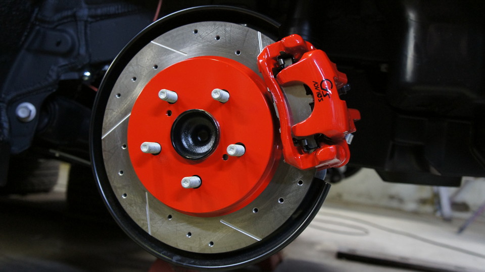 キャリパー塗装施工事例：トヨタプリウスG'z　キャリパー＆ローター塗装色：#001 Italian losso solid　ローター加工Type:SD IMG72_622_fY0ozK_sub2.jpg