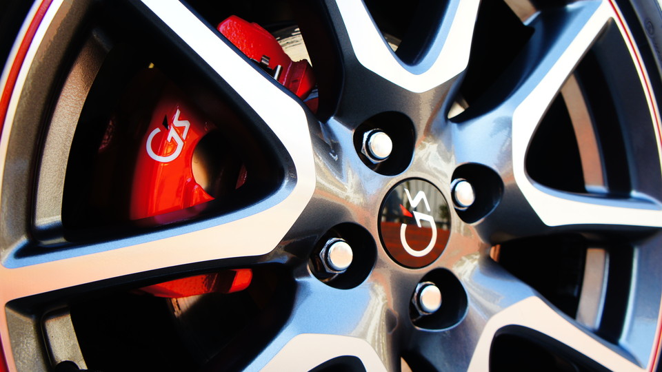 キャリパー塗装施工事例：トヨタ・ヴィッツ純正キャリパー塗装・ローター塗装　カラー：ブレンボレッド IMG72_656_arlHSP_sub7.jpg