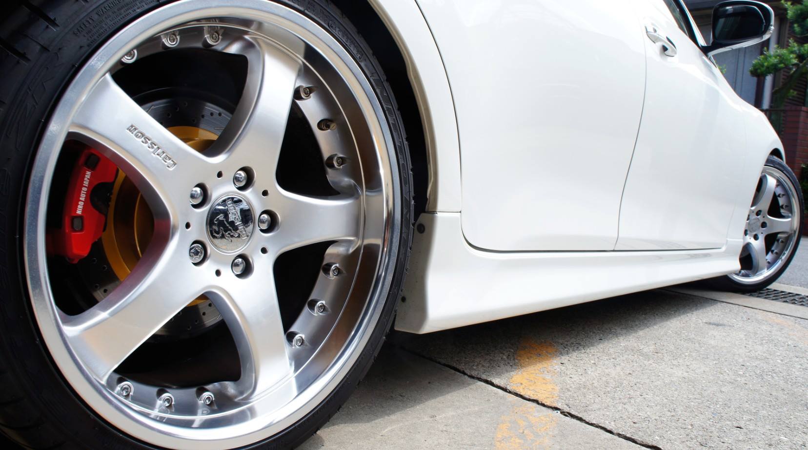 キャリパー塗装施工事例：TOYOTA MARK Xキャリパー塗装COLOR：ブレンボレッド＆HAJ-LOGO/ローター塗装COLOR:#003 tokyo midnight gold/ローター加工Type：C6S8D IMG72_848_YhKHvc_sub5.jpg