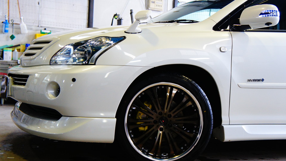 キャリパー塗装施工事例：トヨタハリアー純正キャリパー塗装　ＣＯＬＯＲ：#020 hawaiian passion yellow IMG72_997_4u61t6_sub3.jpg