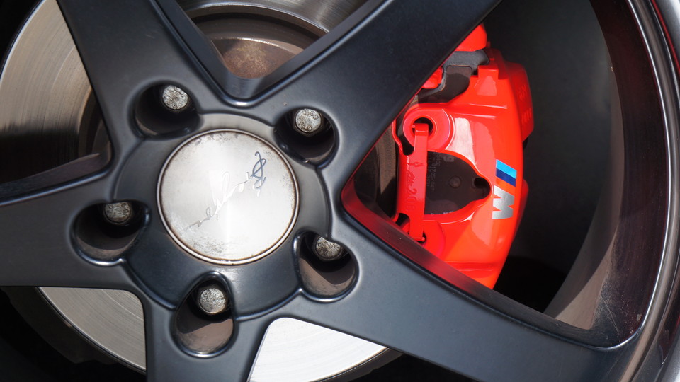 キャリパー塗装施工事例：BMWZ4純正キャリパー塗装　COLOR:オリジナルレッド IMG74_1119_qpS7pm_sub5.jpg