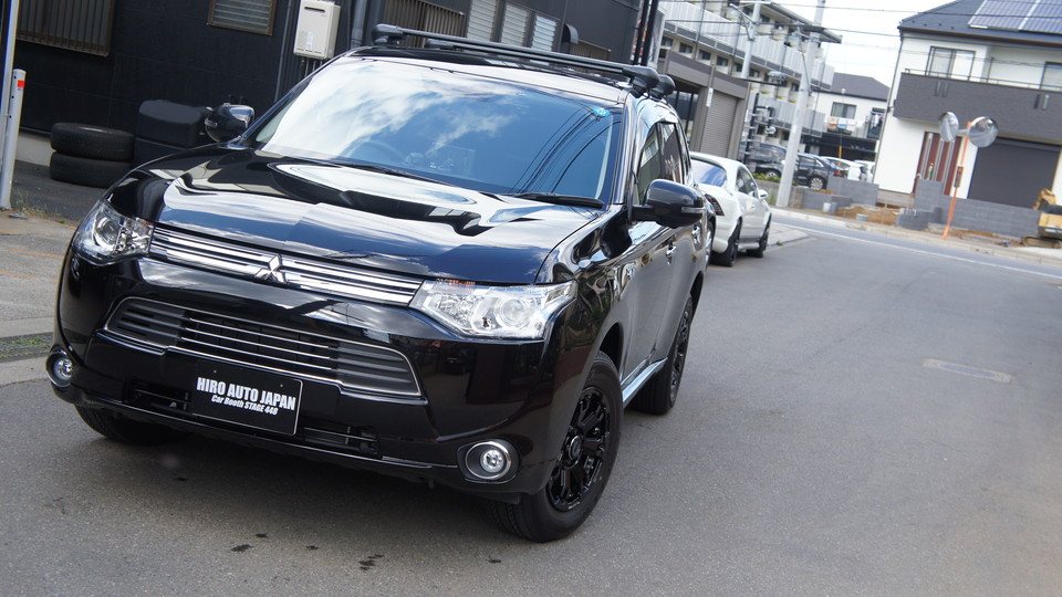 キャリパー塗装施工事例：三菱アウトランダーEV純正キャリパー塗装＆ローター塗装　COLOR：＃001Italian losso solid＆ローター加工Type:SD、D-DASHダストダウンパット一台分装着 IMG74_1151_aN85RT_sub7.jpg