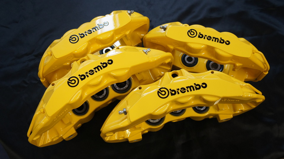キャリパー塗装施工事例：ブレンボ6POT、4POTキャリパー塗装　COLOR:＃002giallo modena IMG78_1117_Fa13nq_sub1.jpg