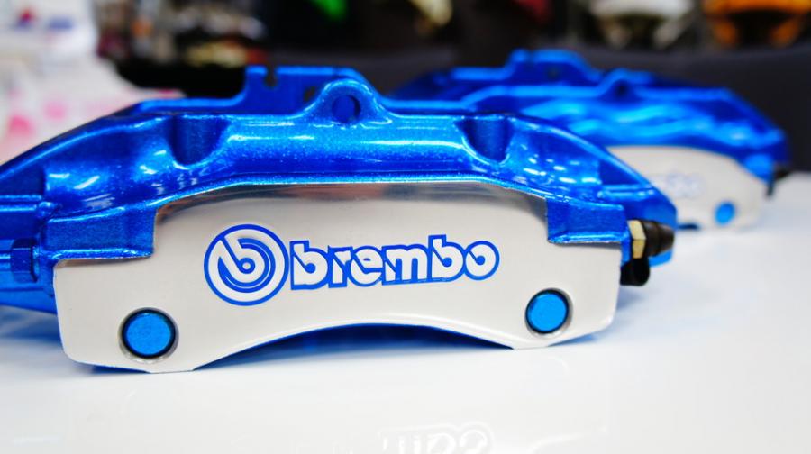 ブレンボ4POT　キャリパー塗装＆ハイポリッシュ加工　COLOR：#063 aqua marine flake blue