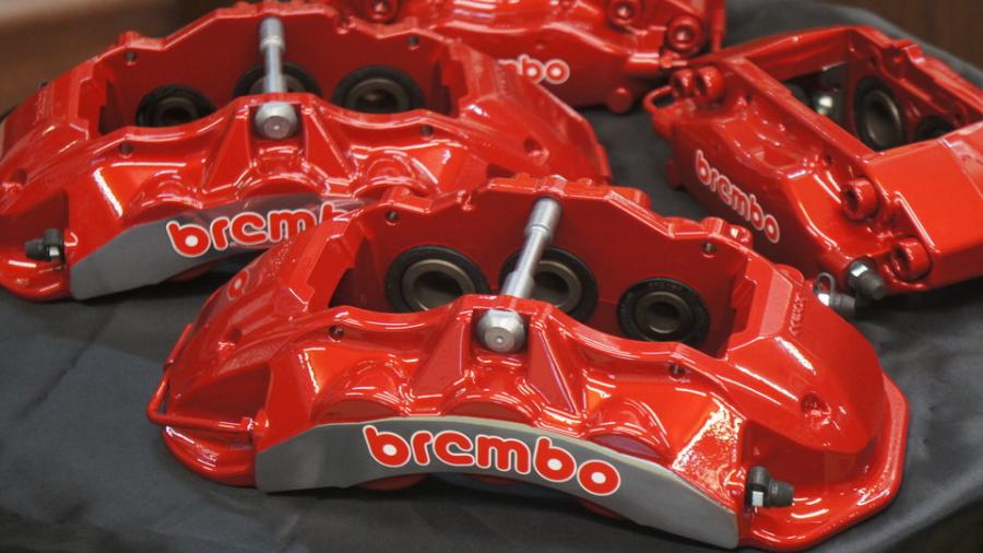 キャリパー塗装施工事例：ブレンボ６POT、４POT　キャリパー塗装　COLOR:#010 premiun rouge candy red　ハイポリッシュ加工＆ローター加工Type:DD IMG78_1544_2bTnsa_sub2.jpg