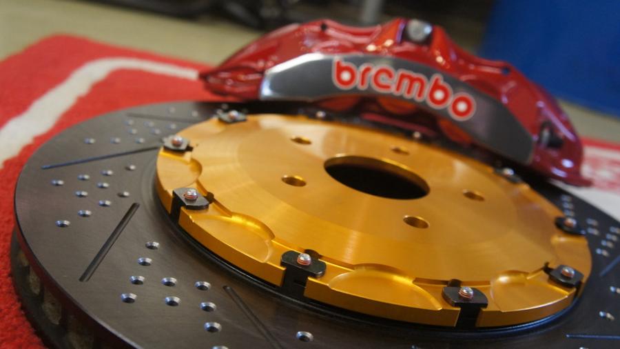 キャリパー塗装施工事例：ブレンボ６POT、４POT　キャリパー塗装　COLOR:#010 premiun rouge candy red　ハイポリッシュ加工＆ローター加工Type:DD IMG78_1544_2bTnsa_sub3.jpg