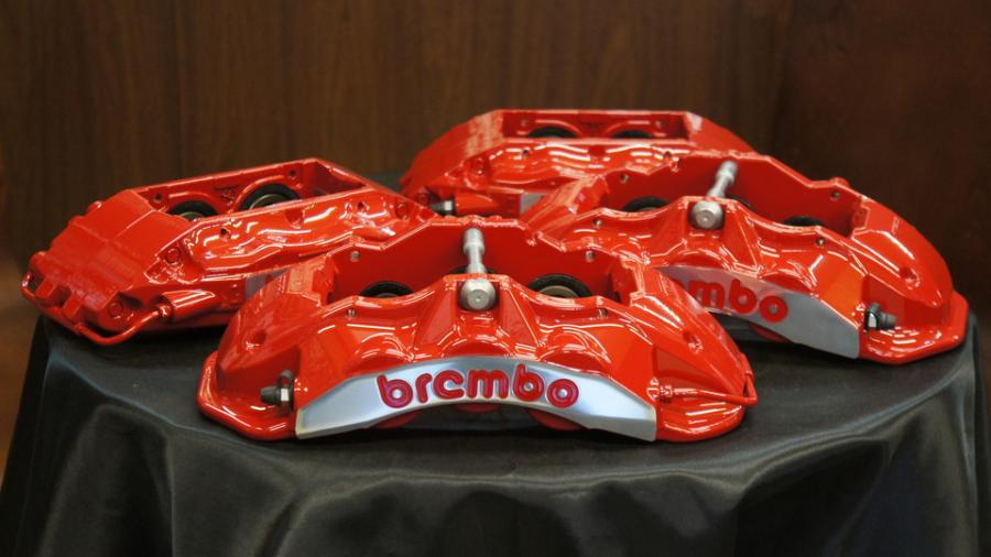 ブレンボ6POT、4POT　キャリパー塗装　COLOR:#001 Italian losso solid　ハイポリッシュ加工＆文字マシニング加工