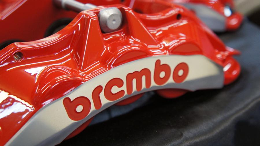 キャリパー塗装施工事例：ブレンボ6POT、4POT　キャリパー塗装　COLOR:#001 Italian losso solid　ハイポリッシュ加工＆文字マシニング加工 IMG78_1619_fUxLqL_sub2.jpg