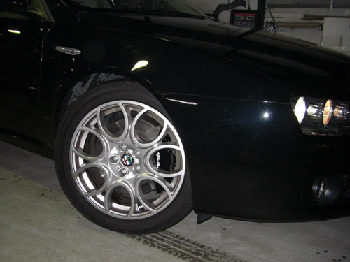キャリパー塗装施工事例：Alfa Romeo IMG7_103_NtOz7G_sub2.jpg