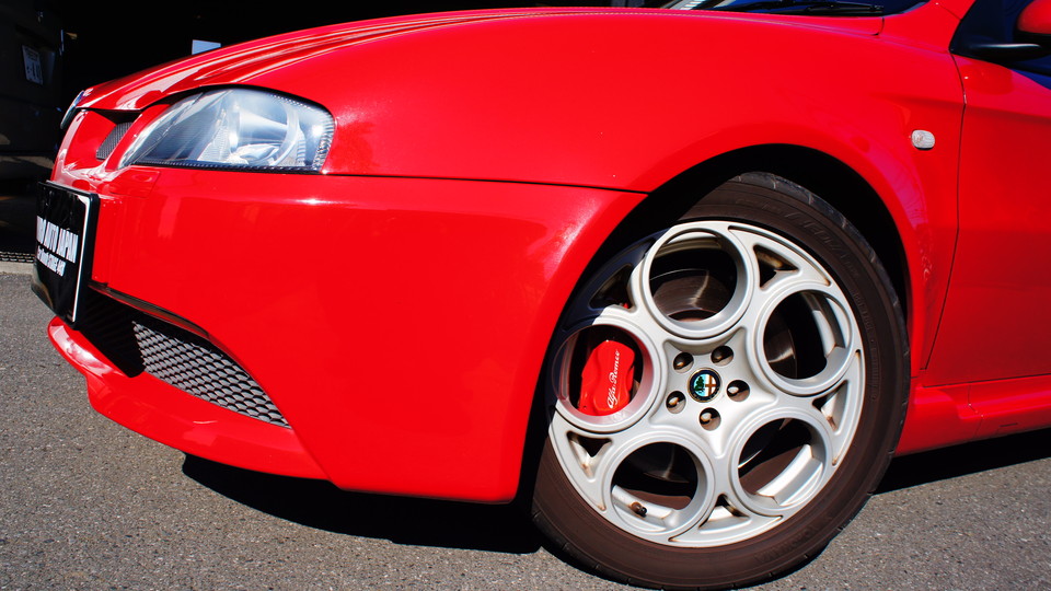 キャリパー塗装施工事例：アルファロメオ147GTA純正キャリパー塗装　COLOR：#001 Italian losso solid IMG7_1245_PxHpeU_sub5.jpg