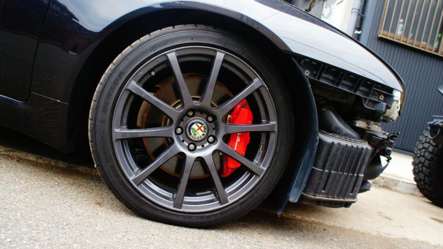 キャリパー塗装施工事例：アルファロメオスパイダー　キャリパー塗装　COLOR:#001 Italian losso solid IMG7_1782_BPwrZE_sub4.jpg