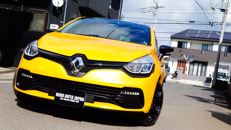 キャリパー塗装施工事例：ルノールーテシア純正キャリパー塗装　ＣＯＬＯＲ：＃1103DAZZLING CLEARLY GREEN IMG81_1186_dKOZr0_sub4.jpg