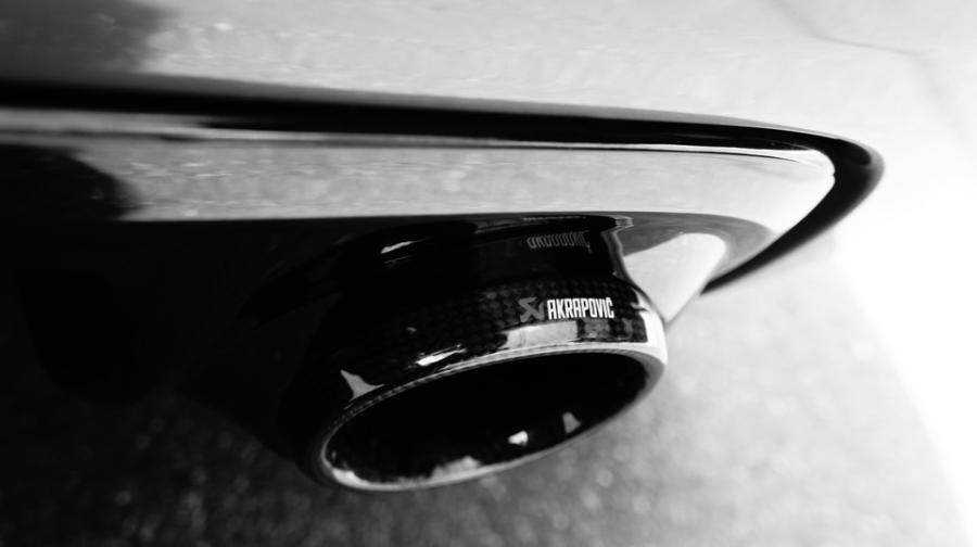 キャリパー塗装施工事例：ルノークリオ純正キャリパー塗装　COLOR：#097 Milky pearl pink IMG81_1348_jKesPA_sub8.jpg