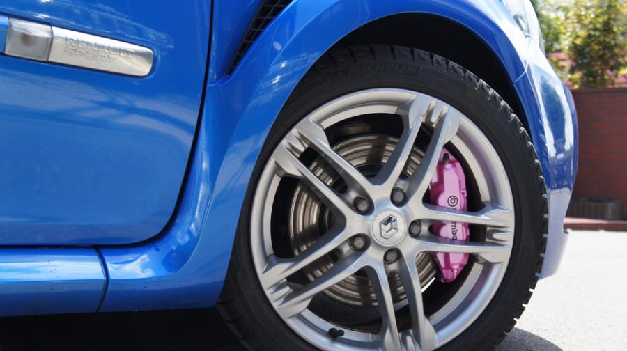 キャリパー塗装施工事例：ルノークリオ純正キャリパー塗装　COLOR：#097 Milky pearl pink IMG81_1348_jKesPA_sub9.jpg