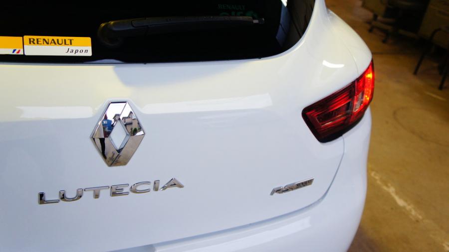 キャリパー塗装施工事例：ルノールーテシア　キャリパー塗装　COLOR:#1113 Monster green IMG81_1628_uhPZ0K_sub6.jpg