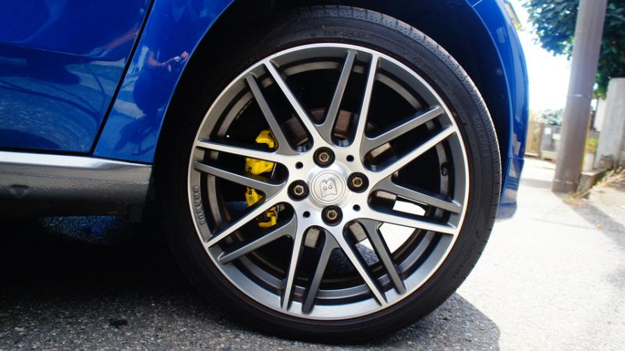 キャリパー塗装施工事例：スマート　キャリパー塗装COLOR:#002 giallo modena IMG82_2028_F6jySk_sub2.jpg