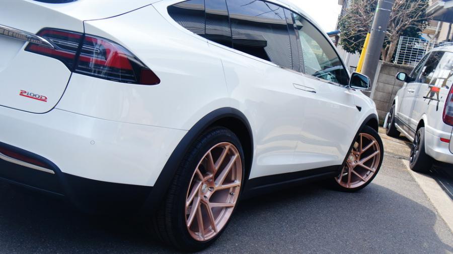 キャリパー塗装施工事例：テスラモデルX　キャリパー塗装＆ローター塗装　COLOR:#1113 Monster green＆#005 Deep coal black　ローター加工Type:12SD IMG83_1712_mrhgtP_sub11.jpg