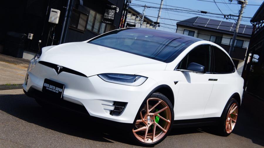 キャリパー塗装施工事例：テスラモデルX　キャリパー塗装＆ローター塗装　COLOR:#1113 Monster green＆#005 Deep coal black　ローター加工Type:12SD IMG83_1712_mrhgtP_sub3.jpg