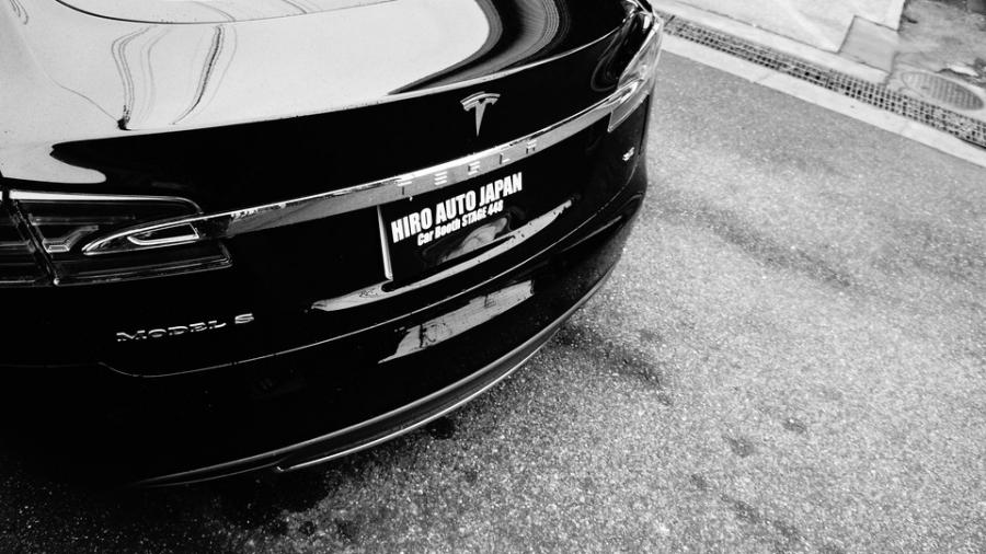 キャリパー塗装施工事例：テスラモデルS　キャリパー塗装　COLOR:#001 Italian losso solid IMG83_1796_5QgNOy_sub9.jpg