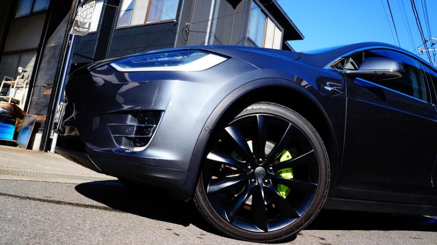 キャリパー塗装施工事例：テスラモデルX　キャリパー塗装COLOR:#1116 Acid green IMG83_2235_1fKWbk_sub5.jpg