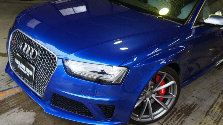 アウディRS4　キャリパー塗装　COLOR:#001 Italian losso solid