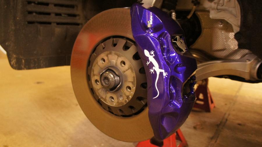 キャリパー塗装施工事例：アウディQ7　キャリパー塗装　COLOR:#066 Artistic heart purple IMG8_1411_6nvyBQ_sub1.jpg