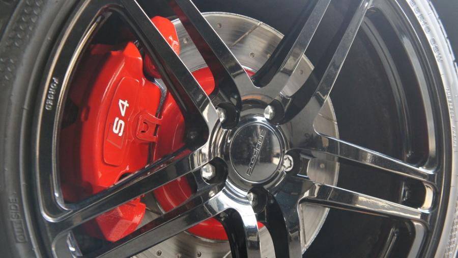 キャリパー塗装施工事例：アウディS4純正キャリパー塗装＆ローター塗装＆加工　COLOR:#001 Italian losso solid　加工Type:DP IMG8_1452_LsVybh_sub10.jpg