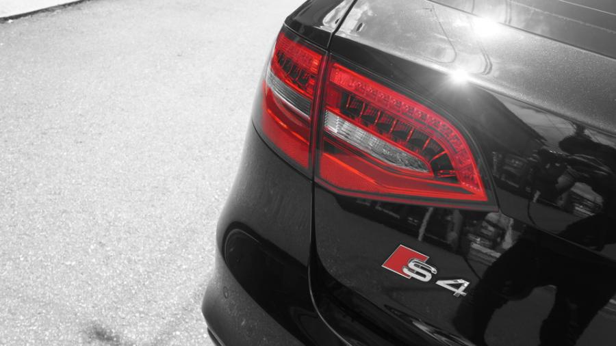 キャリパー塗装施工事例：アウディS4純正キャリパー塗装＆ローター塗装＆加工　COLOR:#001 Italian losso solid　加工Type:DP IMG8_1452_LsVybh_sub11.jpg