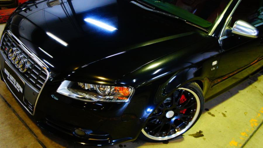 キャリパー塗装施工事例：アウディS４　キャリパー塗装　COLOR:#001 Italian losso solid　ローター加工Type:DD IMG8_1485_wk7CUP_sub5.jpg