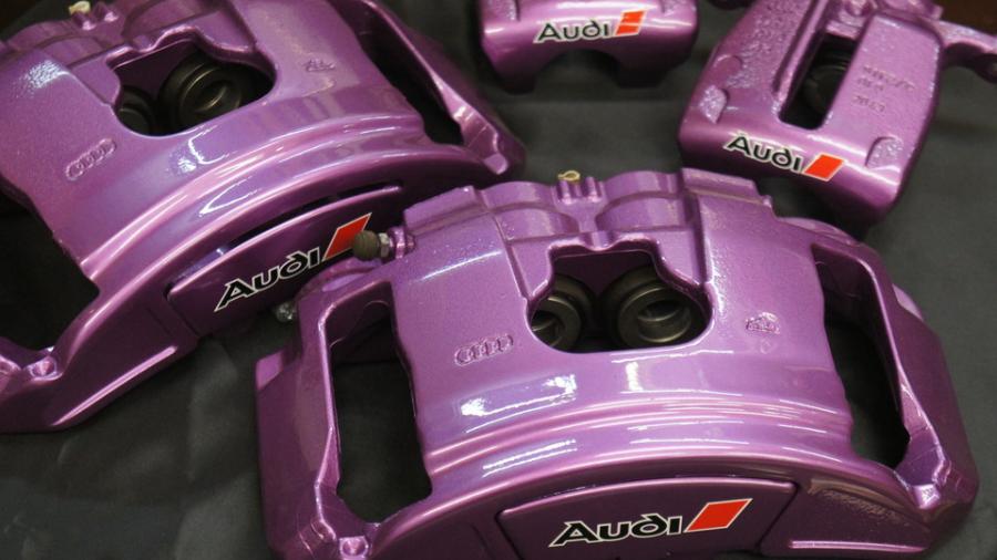 キャリパー塗装施工事例：アウディA7　キャリパー塗装　COLOR:#064 Amethyst violet IMG8_1525_0EALPP_sub1.jpg