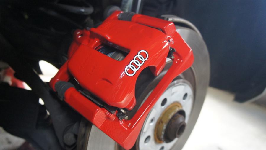 キャリパー塗装施工事例：アウディS４　キャリパー塗装　COLOR:#001 Italian losso solid IMG8_1547_KpmZvI_sub1.jpg