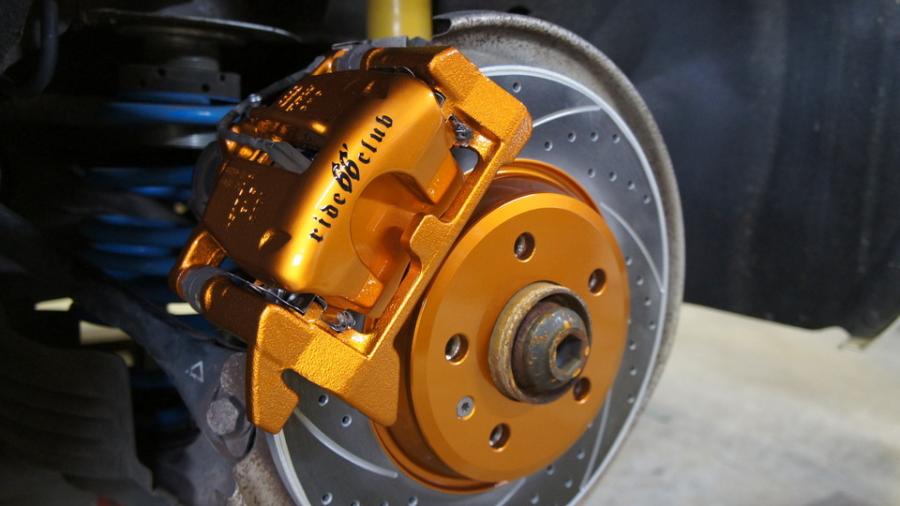 キャリパー塗装施工事例：アウディA6アバント　キャリパー塗装＆ローター塗装　COLOR:#030 Royal art pearl orange gold　ローター加工Type:C6S8D IMG8_1568_kOy54H_sub2.jpg