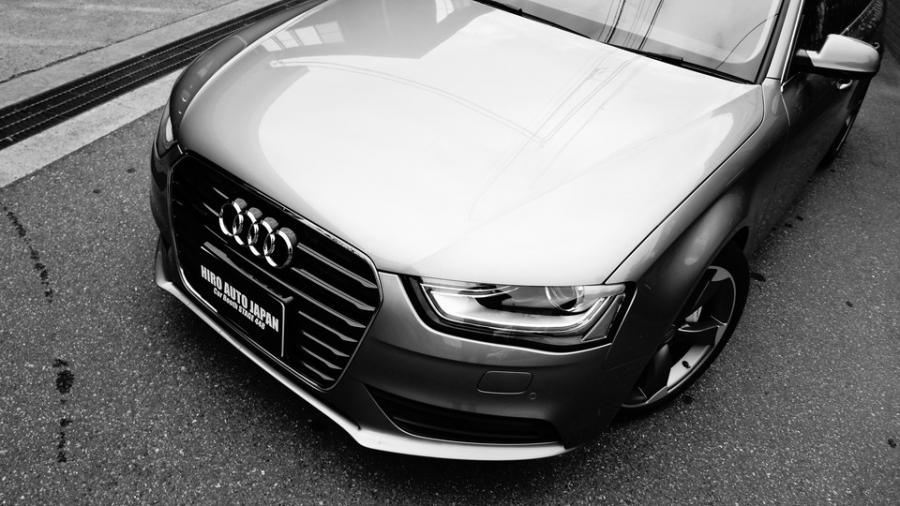 キャリパー塗装施工事例：アウディA4　キャリパー塗装　COLOR:#1116 Acid green　D-DASHダストダウンブレーキパット前後装着 IMG8_1669_eIlUbo_sub9.jpg