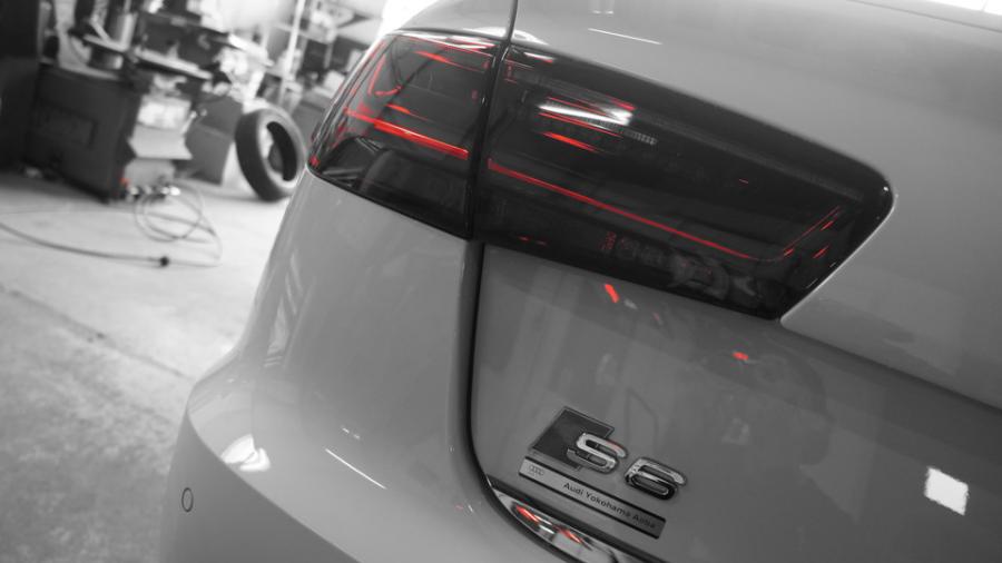 キャリパー塗装施工事例：アウディS6　キャリパー塗装　COLOR:オリジナルシルバー系 IMG8_1769_GFiHVL_sub12.jpg