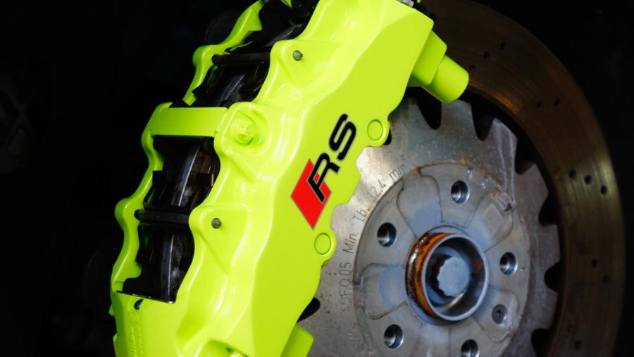 キャリパー塗装施工事例：アウディTTRS　キャリパー塗装　COLOR:#1116 Acid green　ホイール塗装：マットブラック IMG8_1813_isYcPg_sub1.jpg