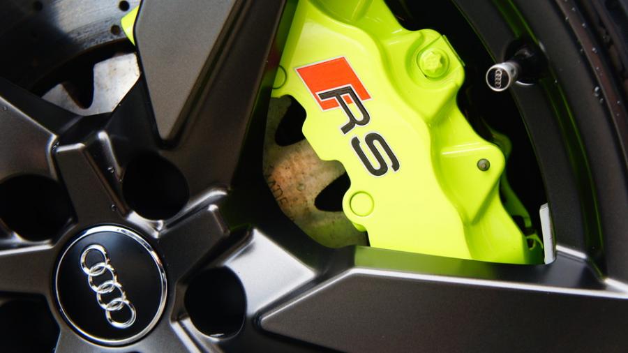 キャリパー塗装施工事例：アウディTTRS　キャリパー塗装　COLOR:#1116 Acid green　ホイール塗装：マットブラック IMG8_1813_isYcPg_sub11.jpg