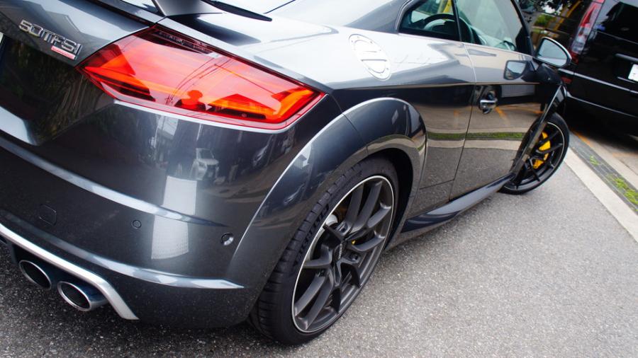 キャリパー塗装施工事例：アウディTTS　キャリパー塗装COLOR:#002 giallo modena　ローター加工Type:DD　ディクセルMタイプパット装着 IMG8_2019_o2Zmr7_sub9.jpg