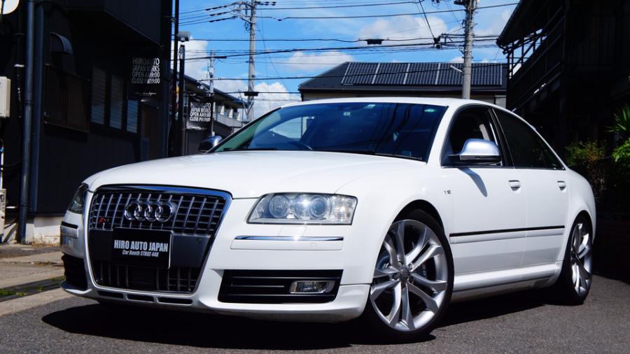 アウディS8　キャリパー塗装：オリジナルシルバー（調色）