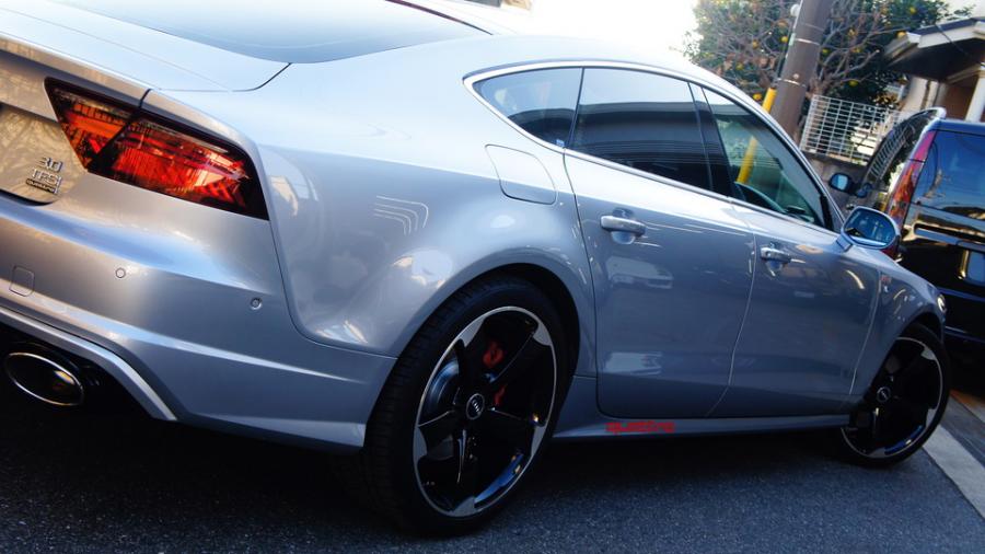 キャリパー塗装施工事例：アウディA7　キャリパー塗装COLOR:#1112 Racing red　ダストダウンパット装着 IMG8_2074_xpvcss_sub7.jpg