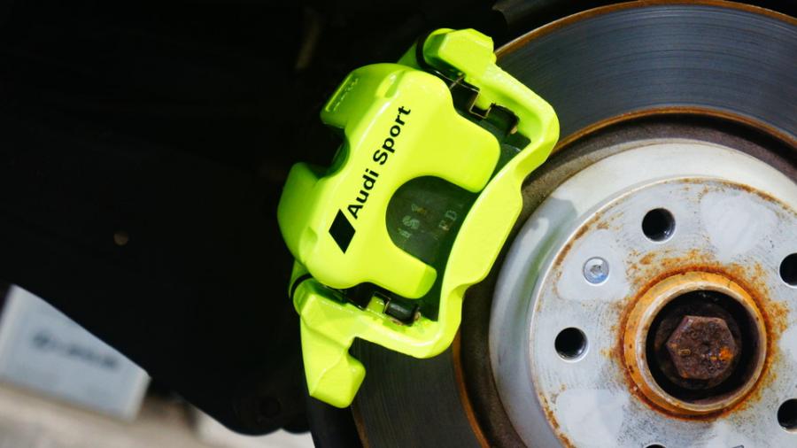 キャリパー塗装施工事例：アウディTT　キャリパー塗装COLOR:#1116 Acid green IMG8_2162_6302Ah_sub1.jpg