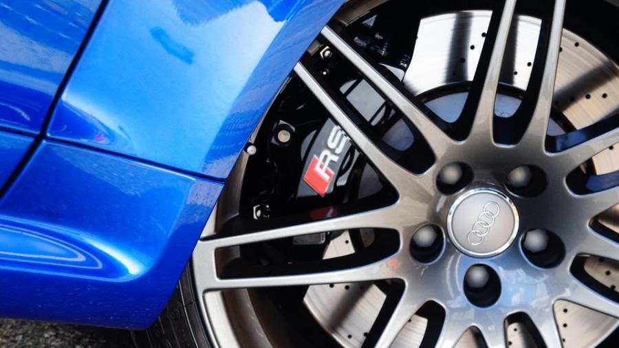 キャリパー塗装施工事例：アウディRS6　キャリパー塗装COLOR:オリジナルブラック IMG8_2170_K0bI3F_sub4.jpg