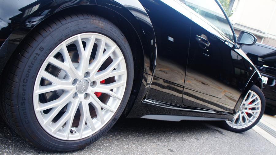 キャリパー塗装施工事例：アウディTT　キャリパー塗装COLOR:#001 Italian losso solid　D-DASH低ダストパット前後装着 IMG8_2178_0MXdep_sub8.jpg