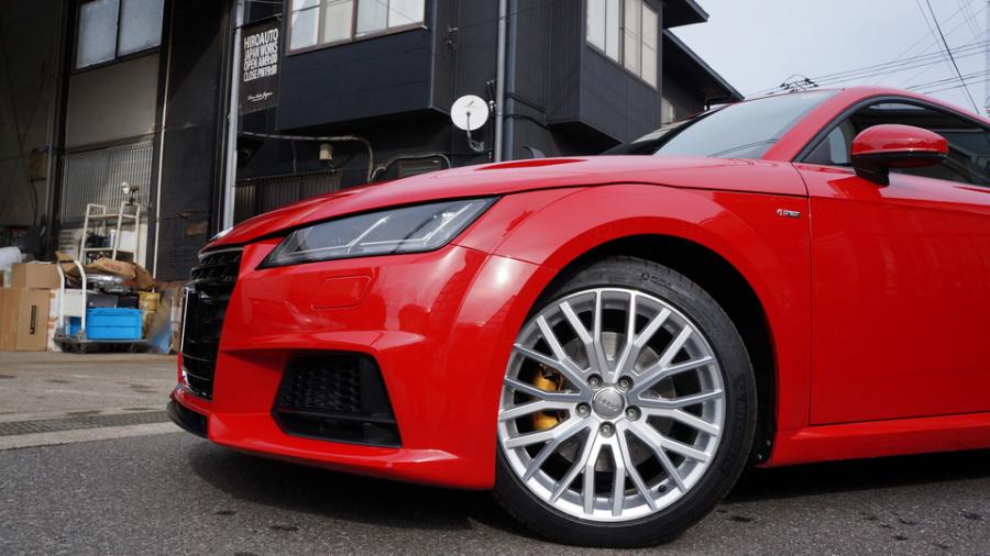 キャリパー塗装施工事例：アウディTT　キャリパー塗装COLOR:#003 Tokyo midnight gold IMG8_2231_G9tHbc_sub4.jpg