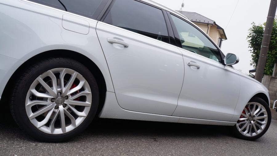 キャリパー塗装施工事例：アウディA6アバント　キャリパー塗装COLOR:#001 Italian losso solid　ディクセル製Mパット一台分　ローターSD装着 IMG8_2325_Ui5TcY_sub6.jpg